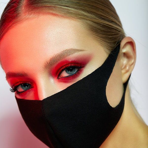 Kako da se našminkaš kada nosiš zaštitnu masku